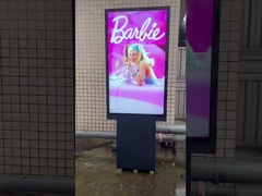 Display LCD IP65 de pie libre